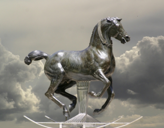 Sculpture Frédéric Jager : Cheval  bascule en bronze